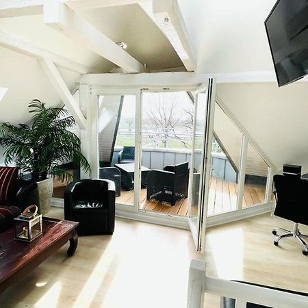 Luxury Rooftop Loft With River View 10Min To City Dusseldorf Exterior photo