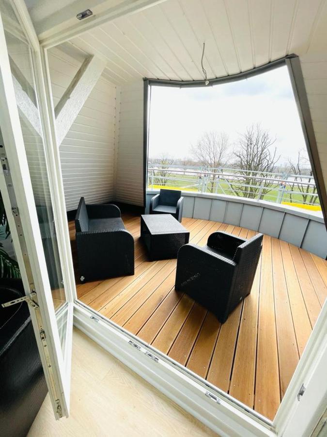 Luxury Rooftop Loft With River View 10Min To City Dusseldorf Exterior photo