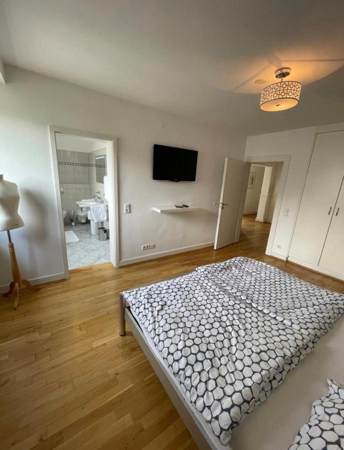 Luxury Rooftop Loft With River View 10Min To City Dusseldorf Exterior photo